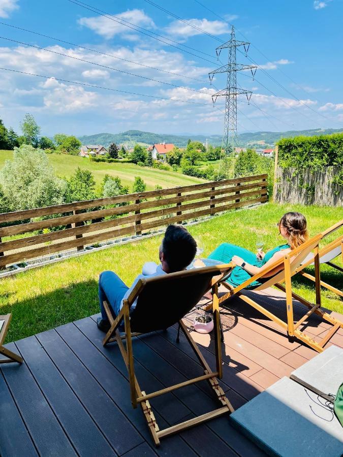 Appartamento Gaestetraum Mit Wunderschoenem Ausblick Und Garten Muhldorf Bei Feldbach Esterno foto